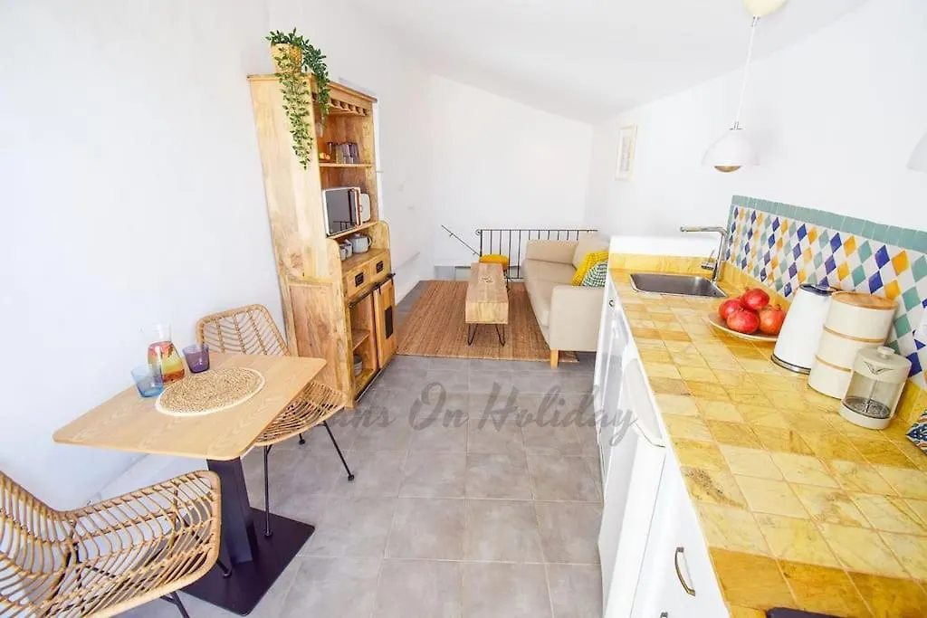 Apartment La Galeria, Frigiliana Traditional Townhouse In The Heart Of The Old Quarter Hansonholiday Rentals